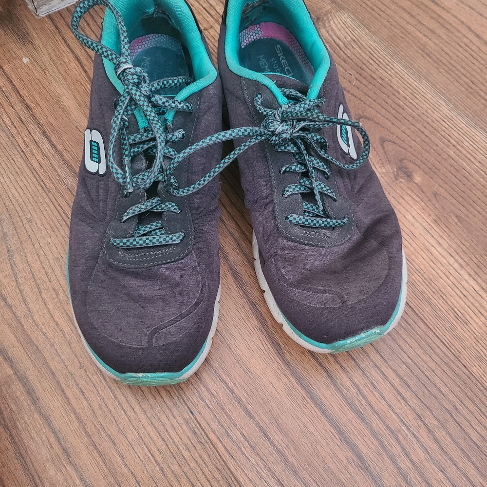 Women's Sketchers walking shoes
